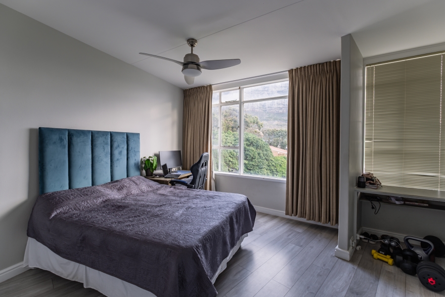 3 Bedroom Property for Sale in Vredehoek Western Cape